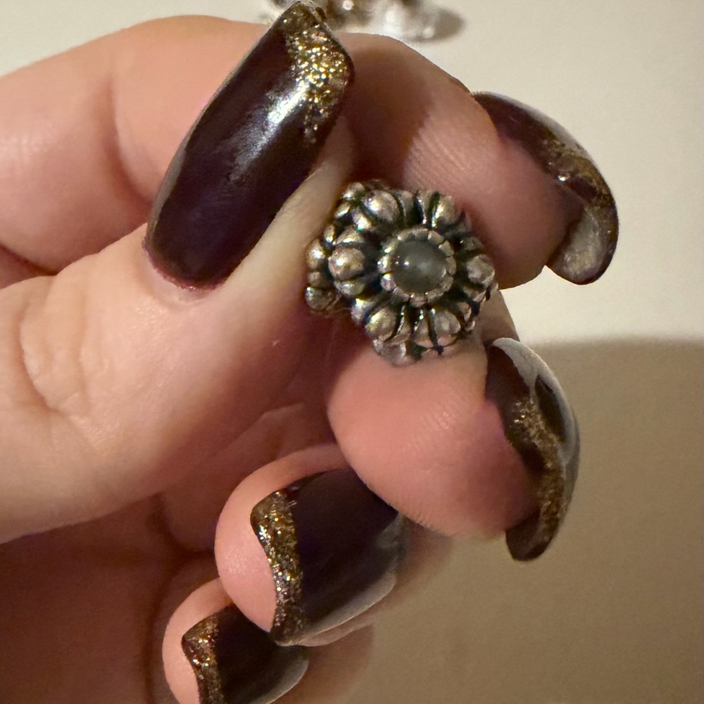 Pandora Grey Flower Charm